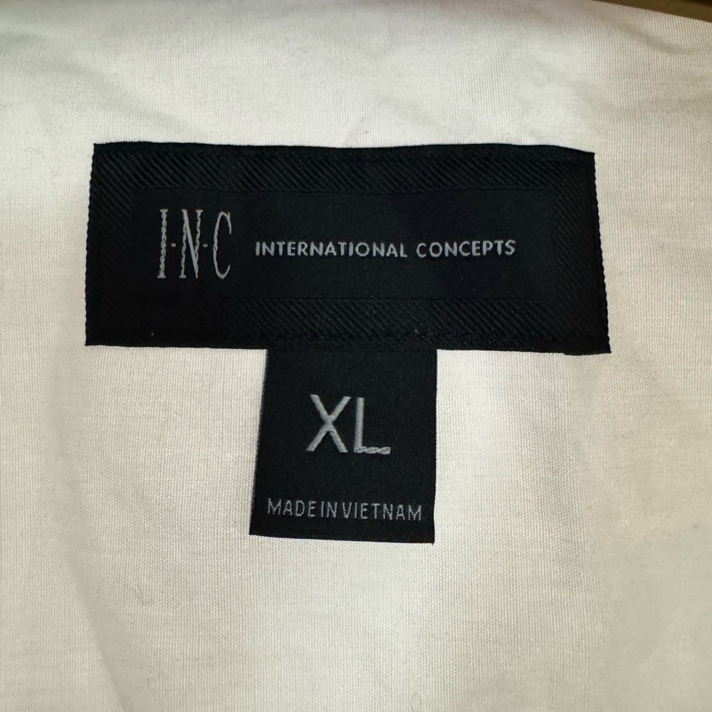 🔥2/$25 INC International Concepts White Shirt - Picture 2 of 3